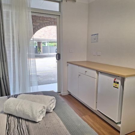 Bay House Motel Bateau Bay Esterno foto