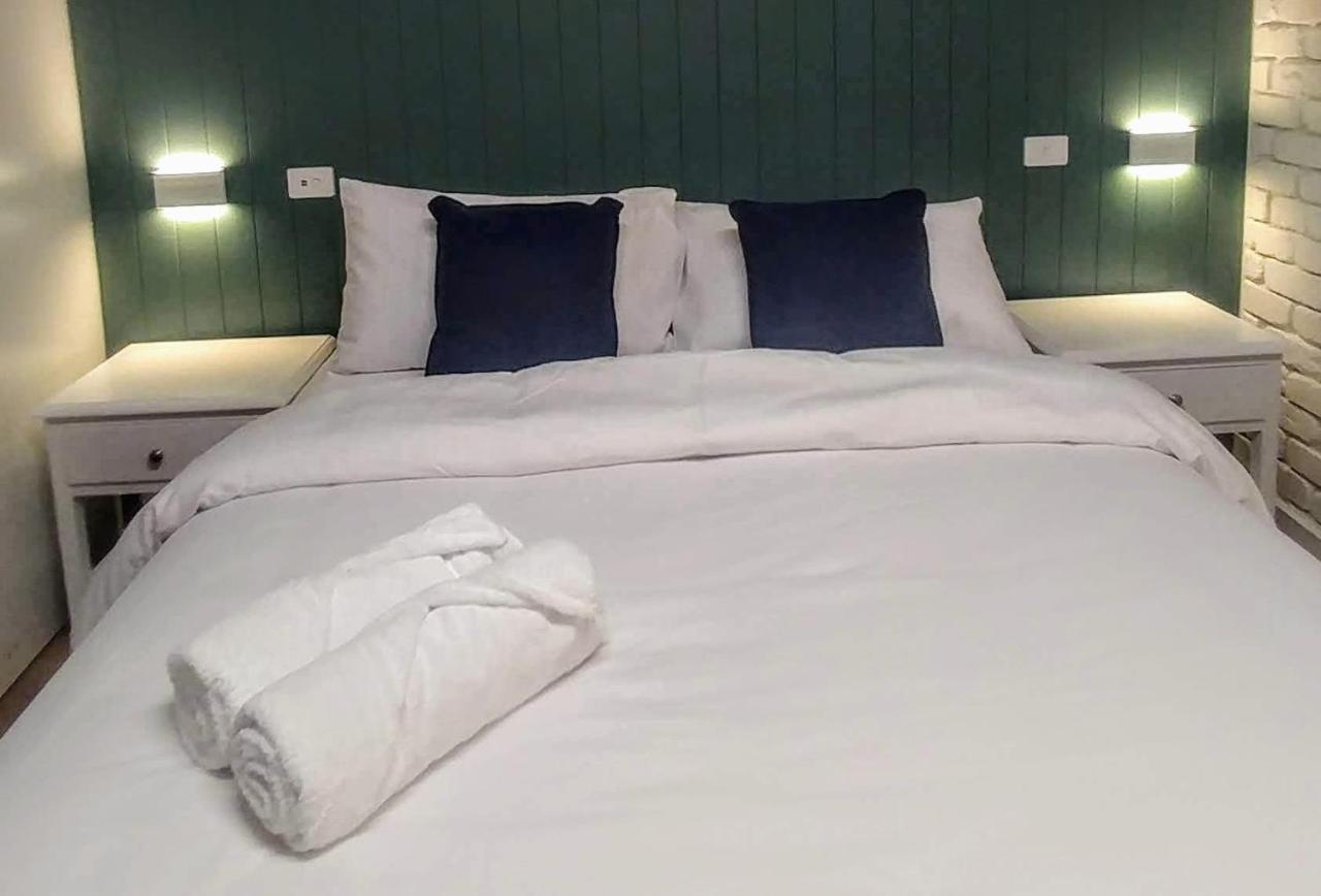 Bay House Motel Bateau Bay Esterno foto