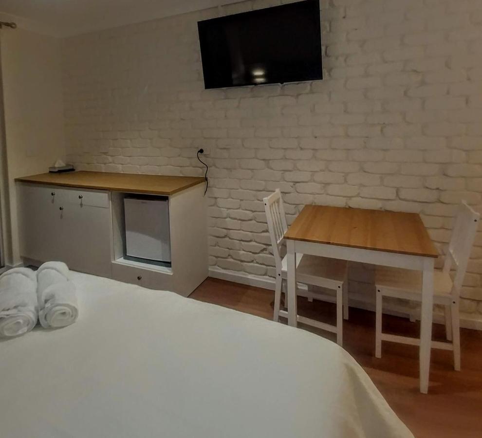 Bay House Motel Bateau Bay Esterno foto