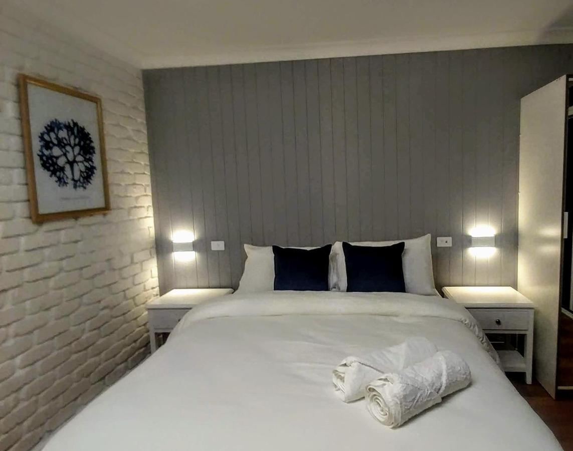 Bay House Motel Bateau Bay Esterno foto