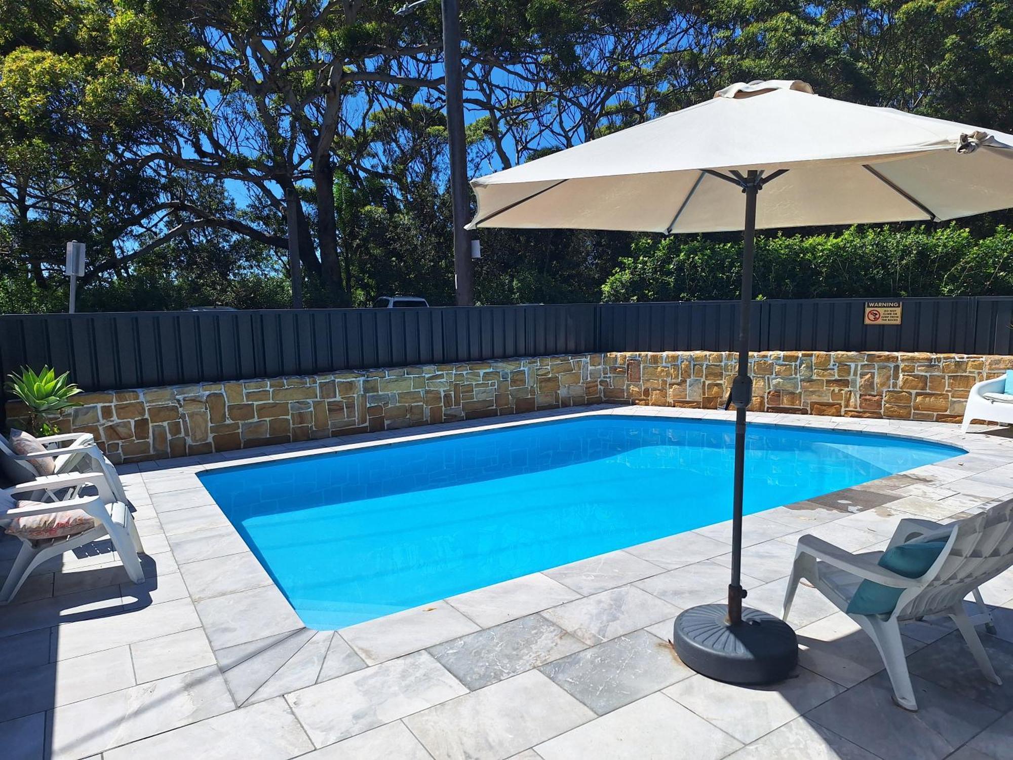 Bay House Motel Bateau Bay Esterno foto